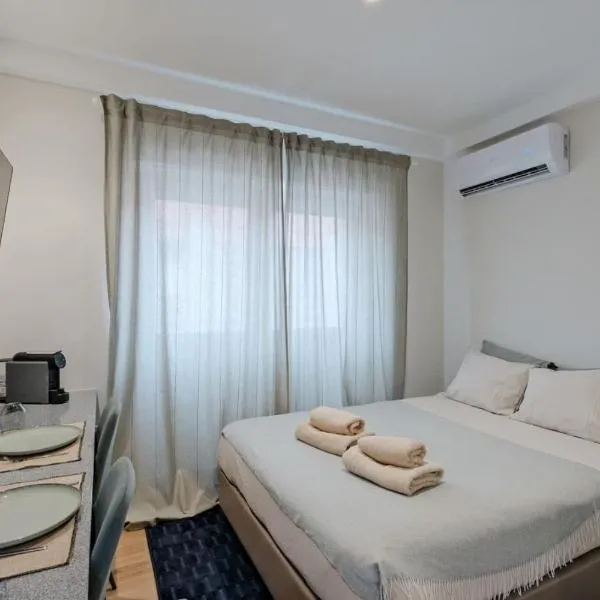 Lovely studio fully equipped near subway N4, hotel v Lisabonu