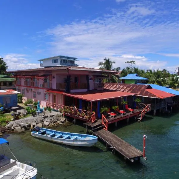 Vista Mar Hotel , hotell i Bocas del Toro