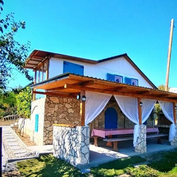 Kuća za odmor Veles, hotel in Orahovica