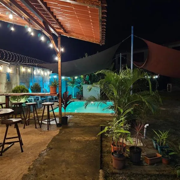 Casa Luna, espacio moderno y acogedor, hotel en Liberia