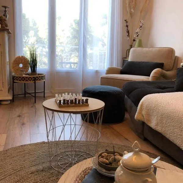 Chambre 1er étage, Hotel in Canet-en-Roussillon