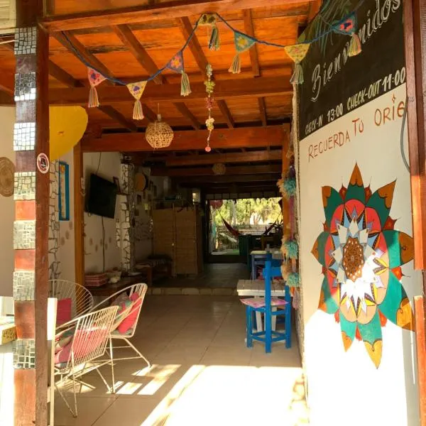 Wiracocha Hostal Máncora, hotel v destinaci Máncora