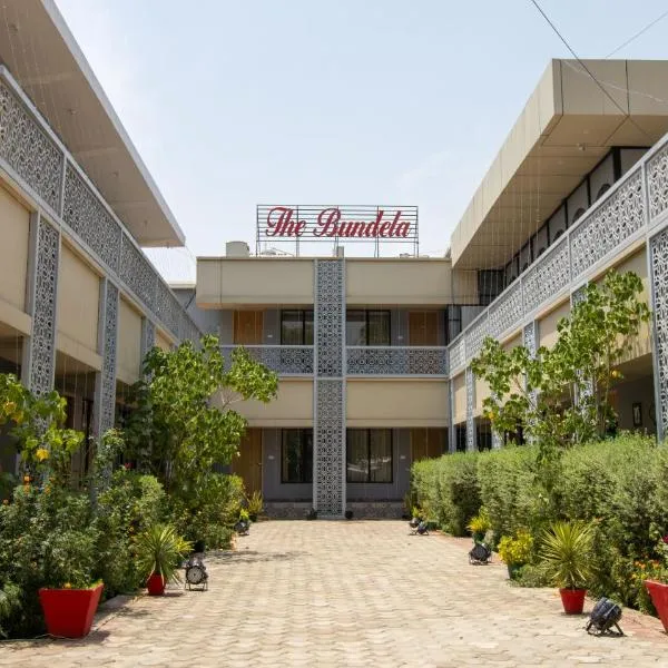 Hotel The Bundela - Khajuraho, Madhya Pradesh, hotel in Khajurāho