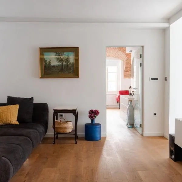 Spacious Old Town Condo, hotelli Zagrebissa