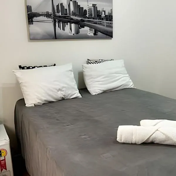 0002 - Pousada HG quarto suíte duplo, hotel em Vila Gopoúva