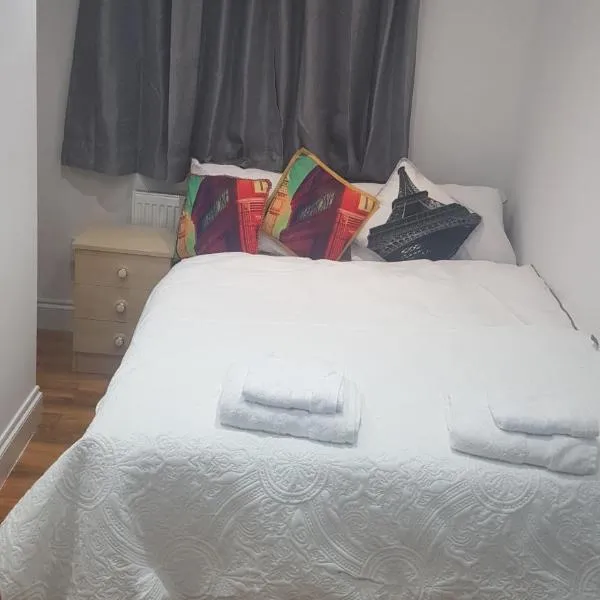Cosy one bedroom flat in London, hotel in London