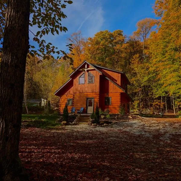 Cozy Log Cabin with Lake Access, ξενοδοχείο σε Cardiff