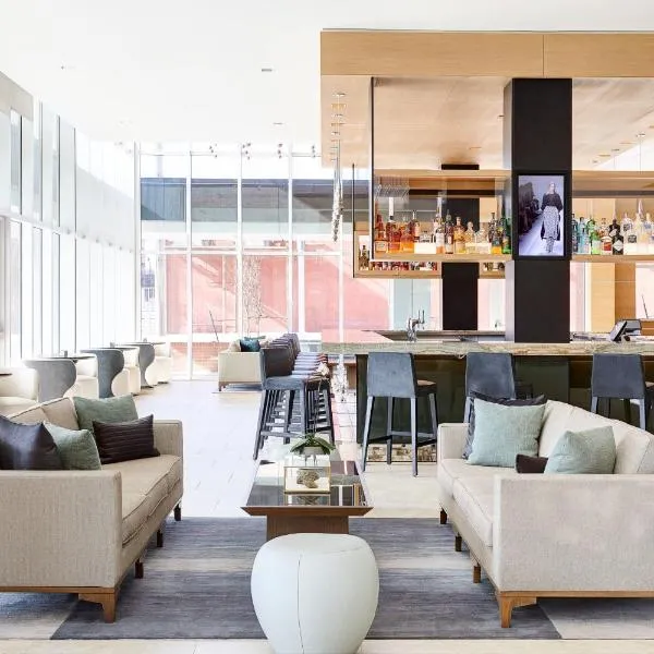 AC Hotel by Marriott Oklahoma City Bricktown，位于俄克拉何马城的酒店
