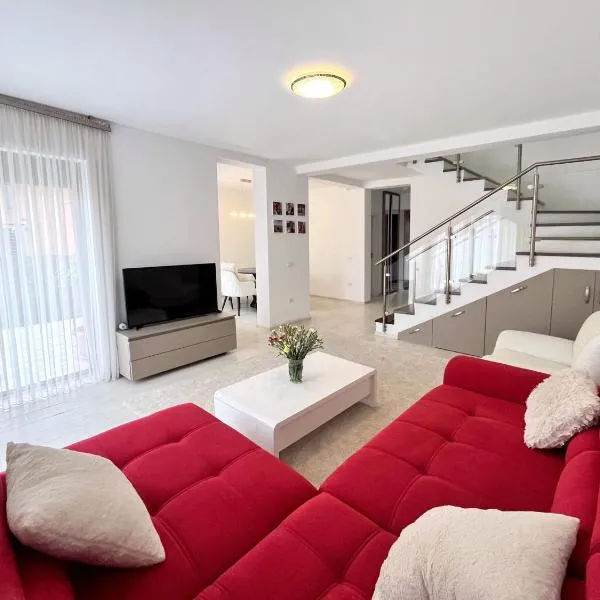 Casa dulce casa, hôtel à Uisenteş