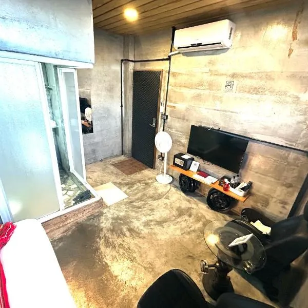 巴斯拉岸民宿、成功鎮のホテル