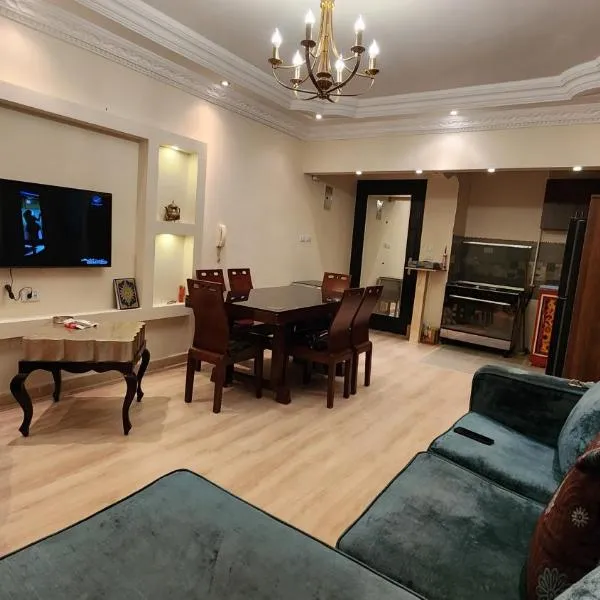 Cozy apartment in Elsheikh Zayed 1st floor, hotel in Sheikh Zayed