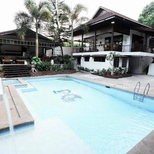 Casa de Celestina Private Resort, hotel en Silang