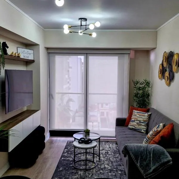 Departamento para tus vacaciones inolvidables en Perú cerca al Malecón de Barranco, hotel em Lima