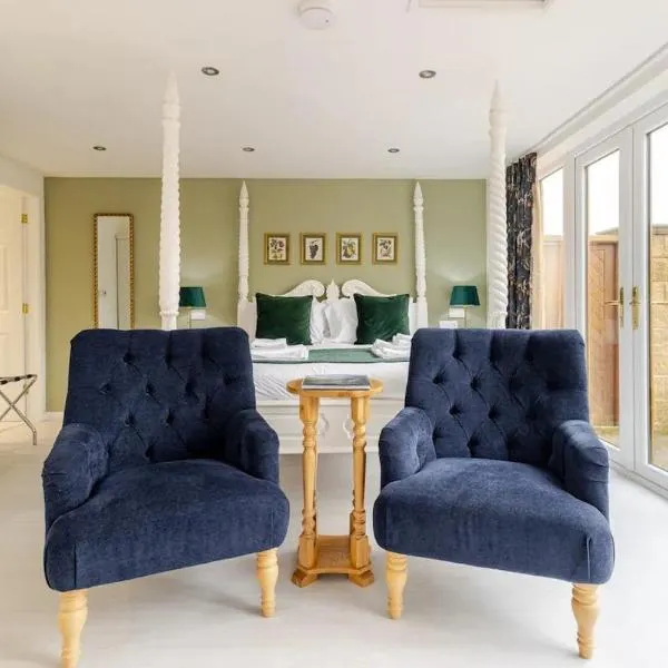 Stylish country apartment near Rookery Hall, hotel in Worleston