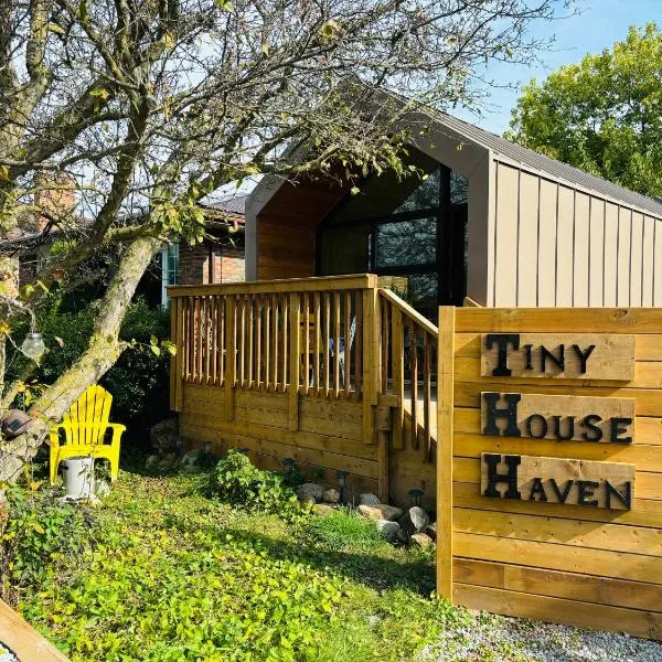 Tiny House Haven, hotel in Peterborough