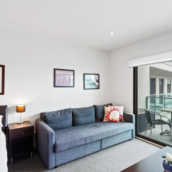 On The Esplanade moments from Cowes Beach, hotel v destinaci Cowes