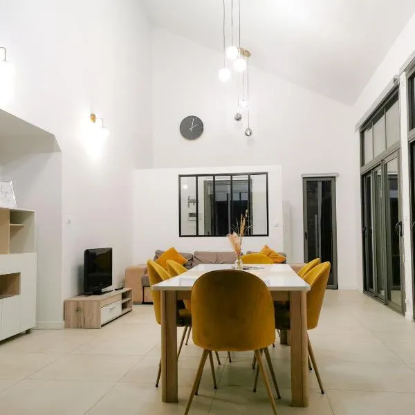 Ker EL-RAPHA, Hotel in Saint-Avé