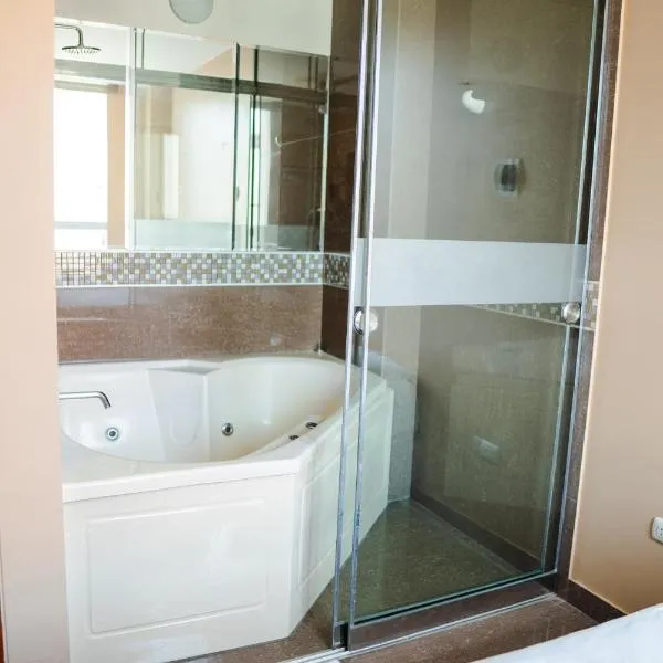 TruGarden Hotel Trujillo, hotel v destinaci Trujillo