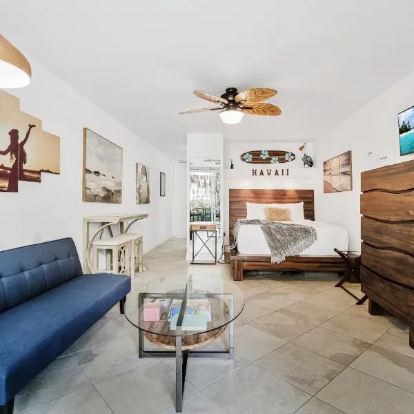 DOWNTOWN HAWAIIAN PARADISE CONDO with Hot Tub, Pool & Beach - Kona Islander Inn, hotel en Kailua-Kona