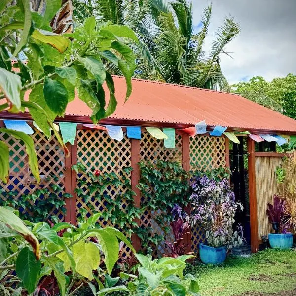 Tropical Zen Bungalow, hotel v destinaci Pahoa