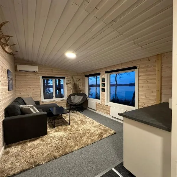 Camp Caroli Mini lodge，位于基律纳的酒店