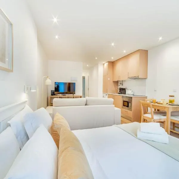 Blue Charm - Campolide Apartments, hotel em Lisboa