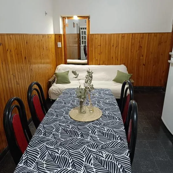 Departamento del 48, מלון בחסוס מריה