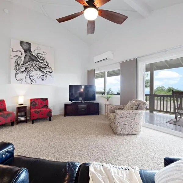 Central Oceanview Modern Cozy 3 Bed House, hotel u gradu Kailua-Kona