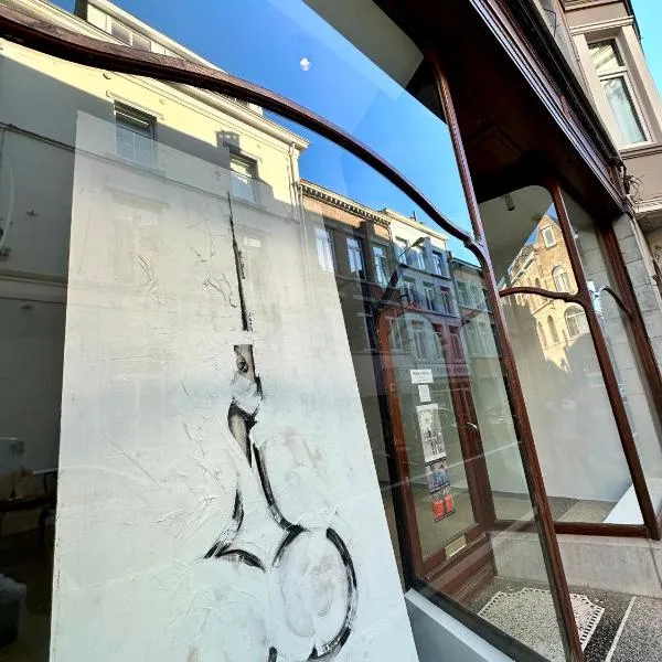 Maison Mǔso, hotel v destinaci Dinant