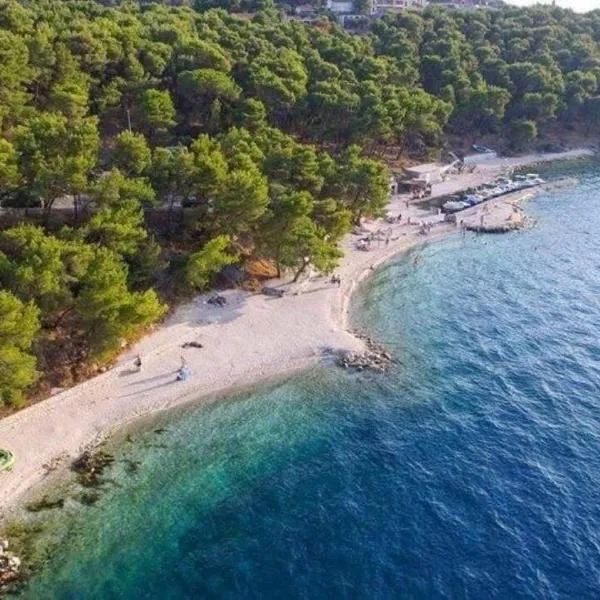 Apartments Sandra, hotel em Okrug Donji