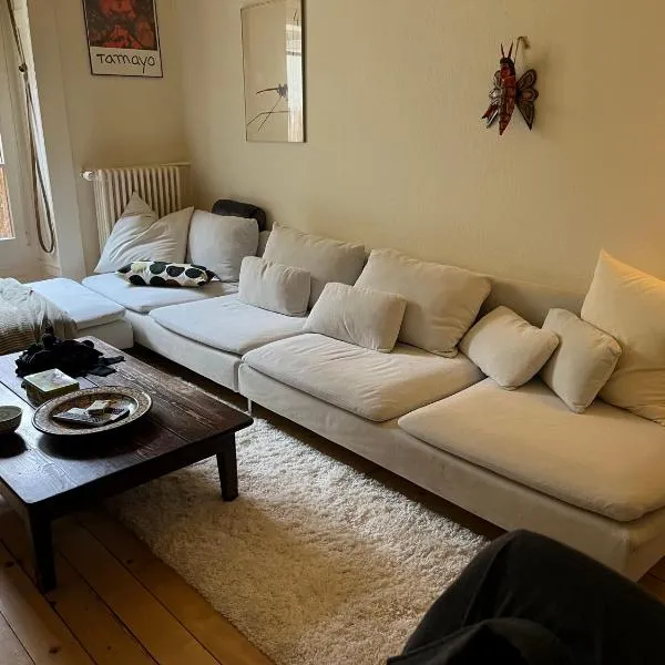 Grande chambre au bord du lac, hotel em Genebra