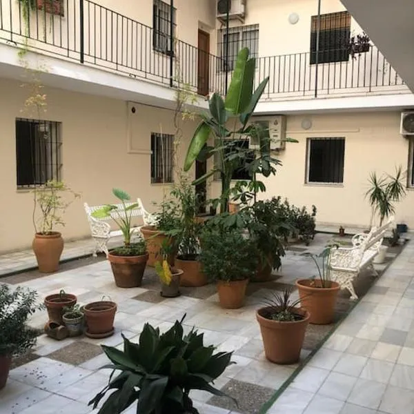 Sevilla San Bernardo apartamento, hotel in Seville