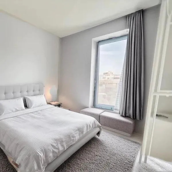 Gare 64A4 Charleroi-Airport, hotel Charleroi-ban