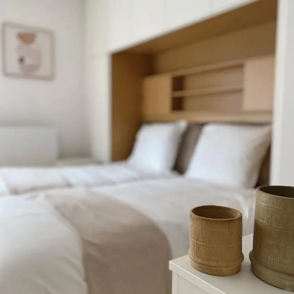 Suite Maritim - Zijdelings zeezicht op 10m van strand en zee, hotel in Knokke-Heist