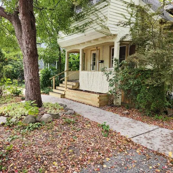 Cozy 3 Bedroom House in Downtown Ithaca, hôtel à Ithaca