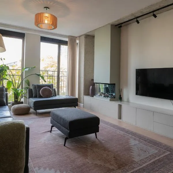 Trendy crib in city centre Rotterdam, hotel a Rotterdam