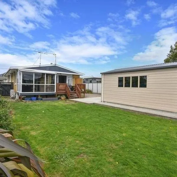 Charming Backyard Sleepout, hôtel à Mosgiel