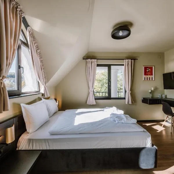 Motel Oasis, hotel din Corunca