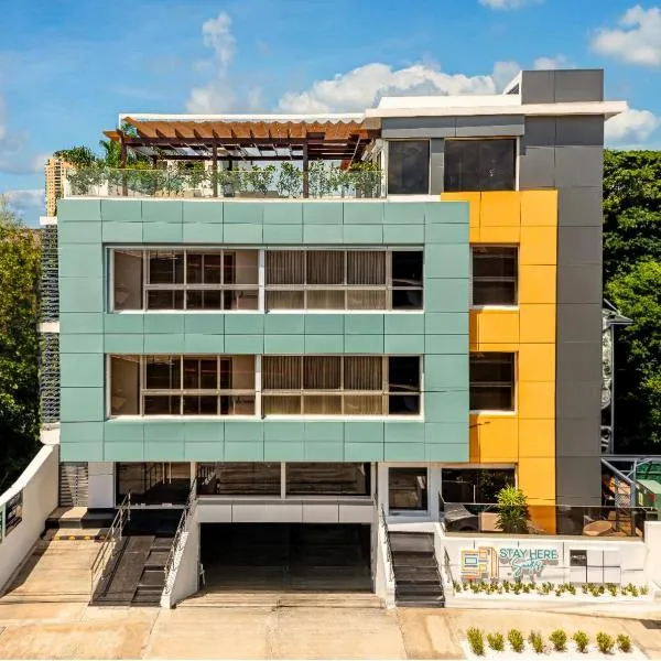 Hotel Stay Here Suites, hotel en Santo Domingo