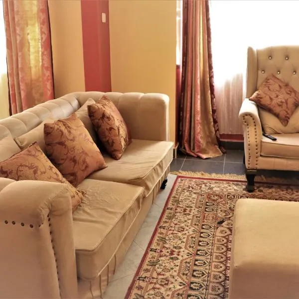 Furaha Masionette apartment Nyayo Estate Nairobi Kenya Nambari ya Simu sufuri saba sufuri moja moja nne tisa sufuri sufuri saba next to JKIA Jomo kenyatta International Airport,Next to SGR Nairobi 3Bedrooms,3 toilets,2bathrooms,Own compound,par, hotel in Nairobi