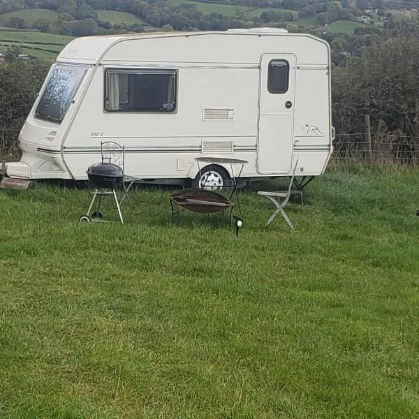 Caravan in the Peak District, hotel in Holmesfield