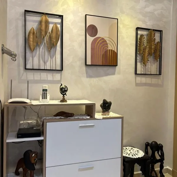 Le Familial, hotel sa Riffiene