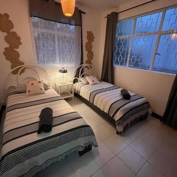 Appartement Baobab 2, hotel in Pereybere