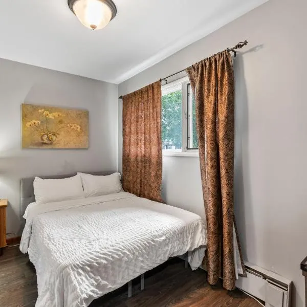 Compact But Cozy Too, hotel en Anchorage