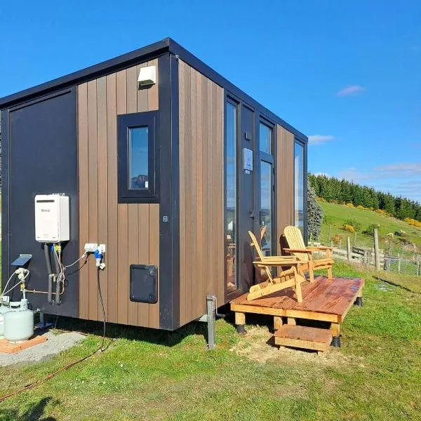 Bruce Farm Alpaca Cabin 1 by Tiny Away: Balclutha şehrinde bir otel