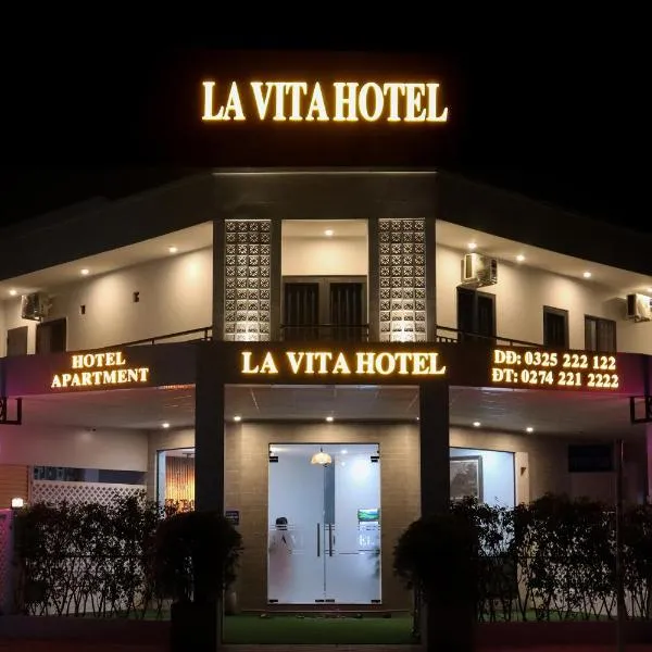 La Vita Hotel, hotel v destinaci Ấp Bàu Bàng