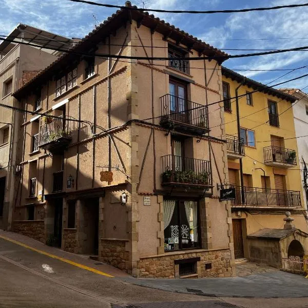 Hotel Casa de la Fuente, hotel in Alcorisa
