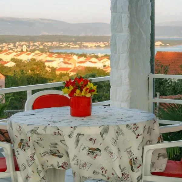 Apartments Kremenici, hotel in Malinska