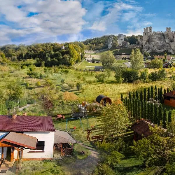 Agroturystyka na Jurze Apartamenty z widokiem na Zamek Jacuzzi Sauna Beczka, hotel in Ogrodzieniec