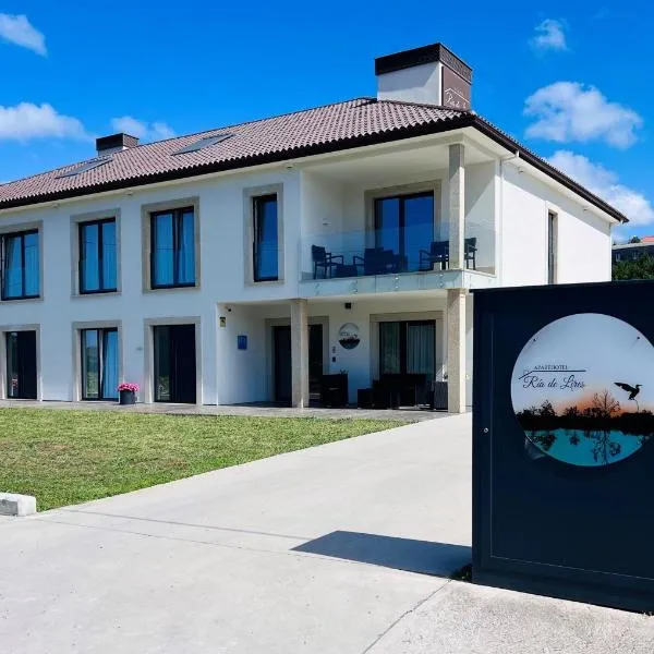 Aparthotel Ría de Lires, hôtel à Lires